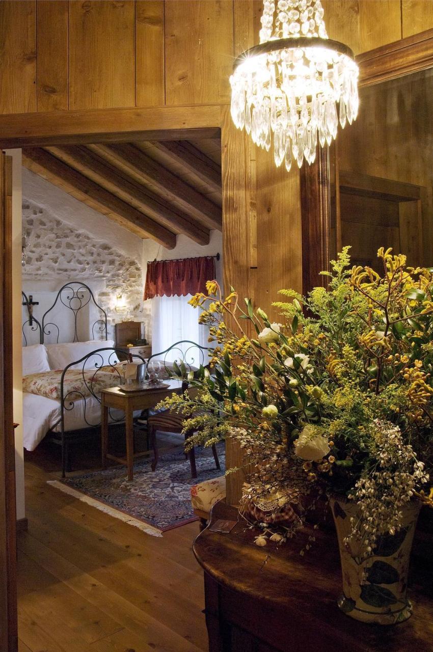 Locanda Sandi วัลดอบเบียเดเน ภายนอก รูปภาพ