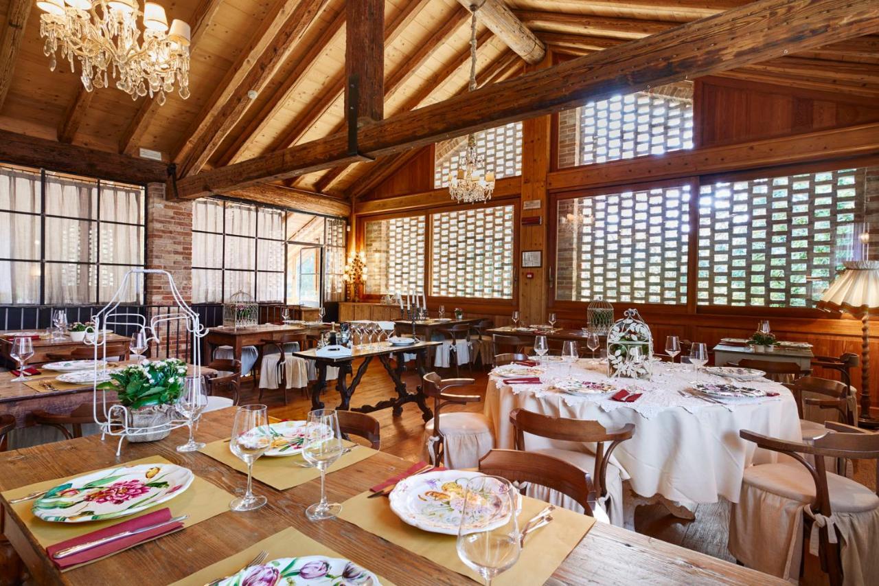 Locanda Sandi วัลดอบเบียเดเน ภายนอก รูปภาพ